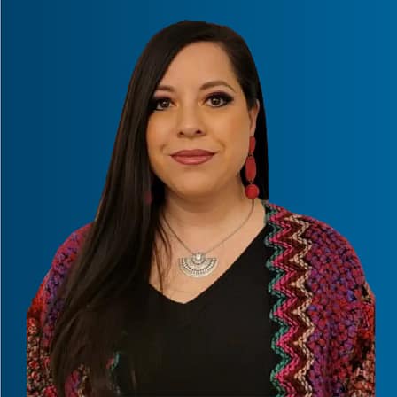 Headshot of Christina Alfaro, a lady with long black hair